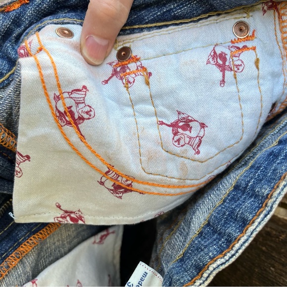 True Religion Distressed Joey Denim Jeans Skirt Sz 30 - Picture 9 of 10